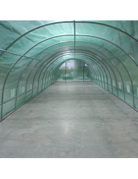 Invernadero de 76 metros cuadrados + Barreno